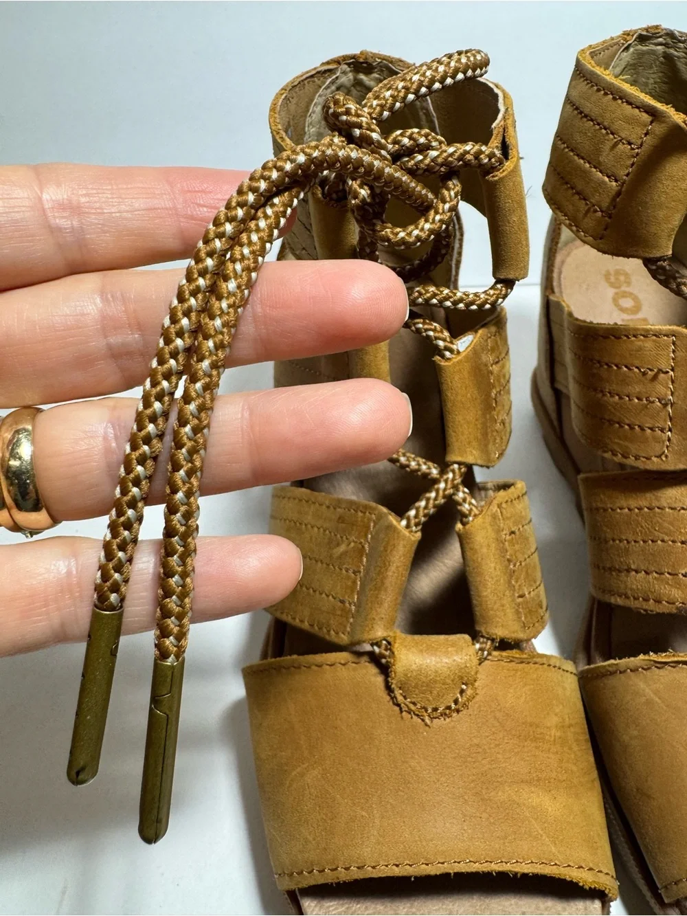 Sorel Tan Leather Joanie Il Lace Up Ankle Wedge Heel Strappy Sandals Size 9